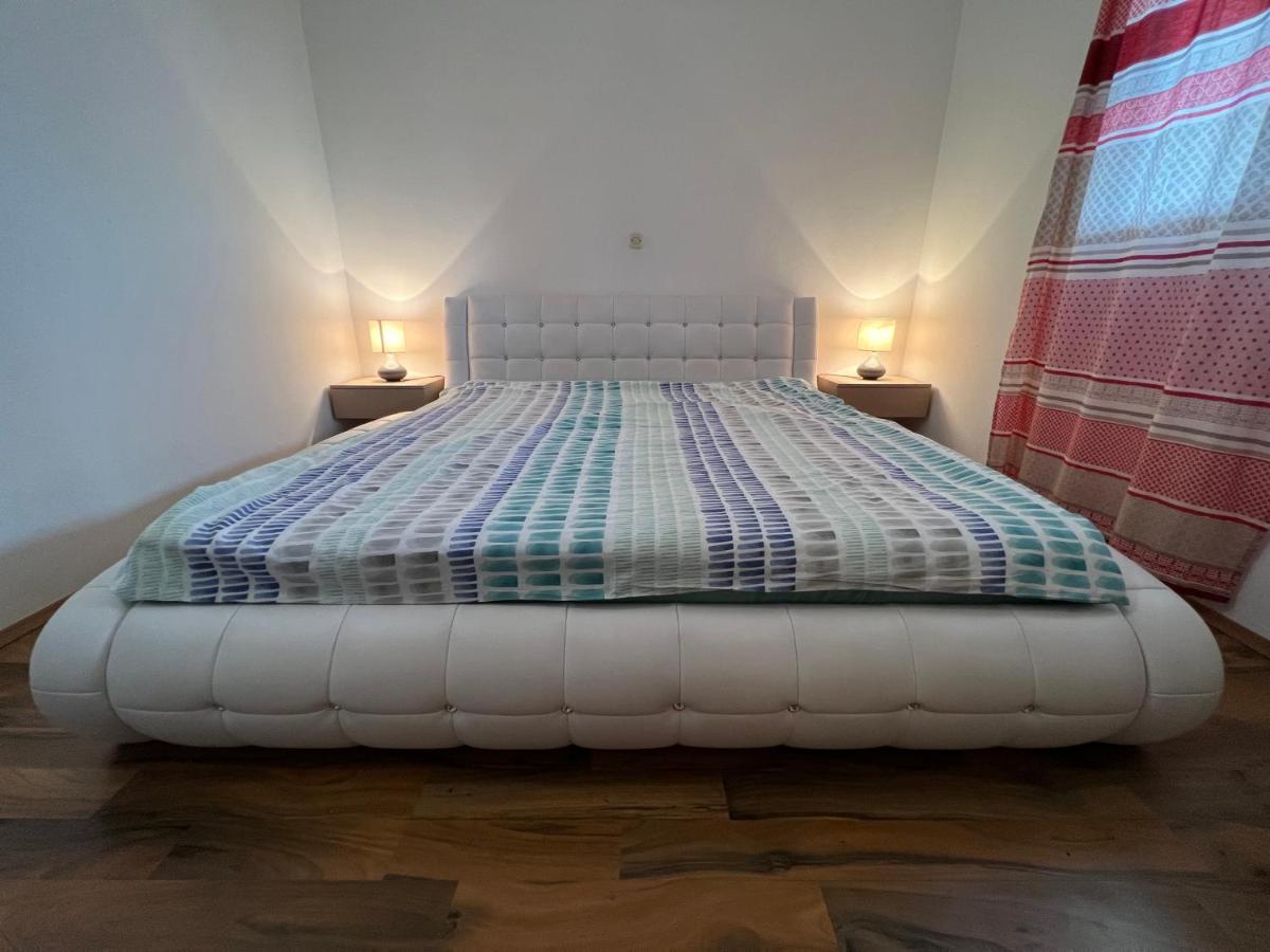Galovac  Villa Viktorija מראה חיצוני תמונה